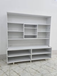 اغراض عيادة • جديدة • للبيع
