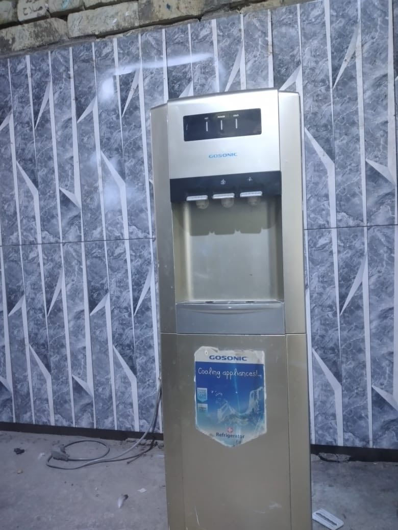 المكينه 40 قفلها 
البراد 35
الصوبه الحمره 15 
الصوبات ام الفحم الوحده على 40 قفل 
المكان بغداد سكينه الزراعي متوفر توصيل بكروه 
للاستفسار اكثر الاتصال برقم 
***********
