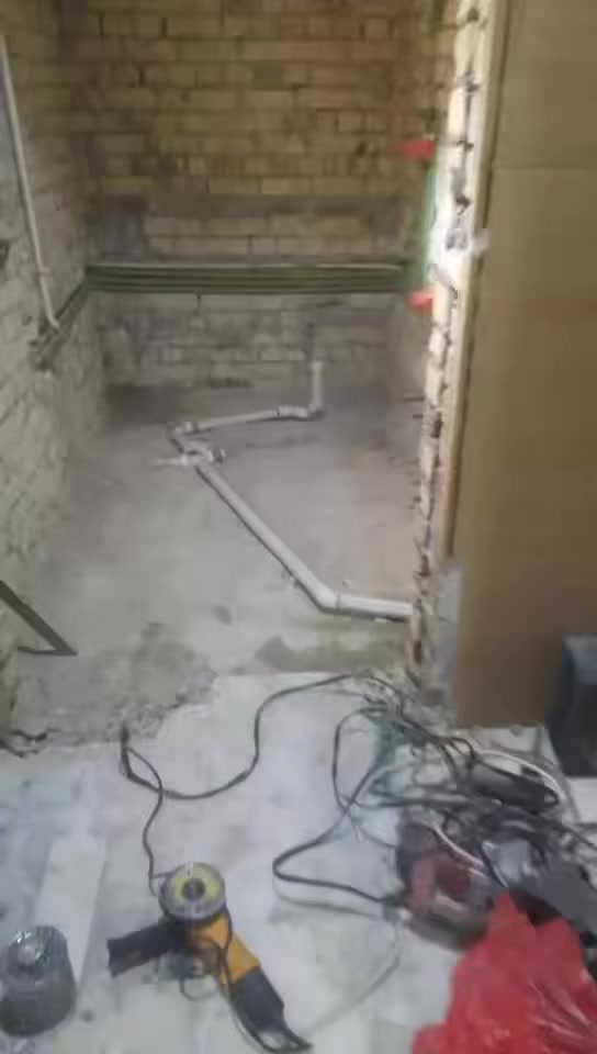 السلام عليكم ورحمة الله وبركاته
عمل تأسيس صحياة عامه النظام الحديث
بعد العمل تشطيب حمامات 
هاذا عملنا واتمنا ينال إعجابكم وشكرا 
اخوكم السباك علي الدون
***********
***********
