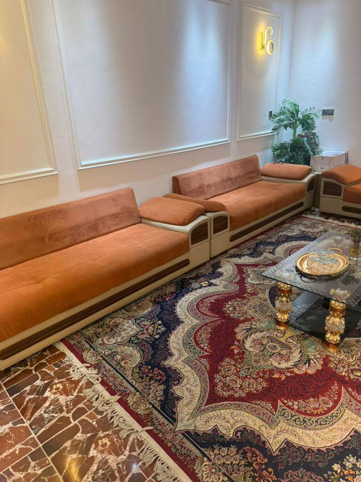 قنفات السعر 300 الف نوعيه تركي. 5 قطع تشيل 10 نفرات
عنواني حي الاصدقاء الرابعه
***********
