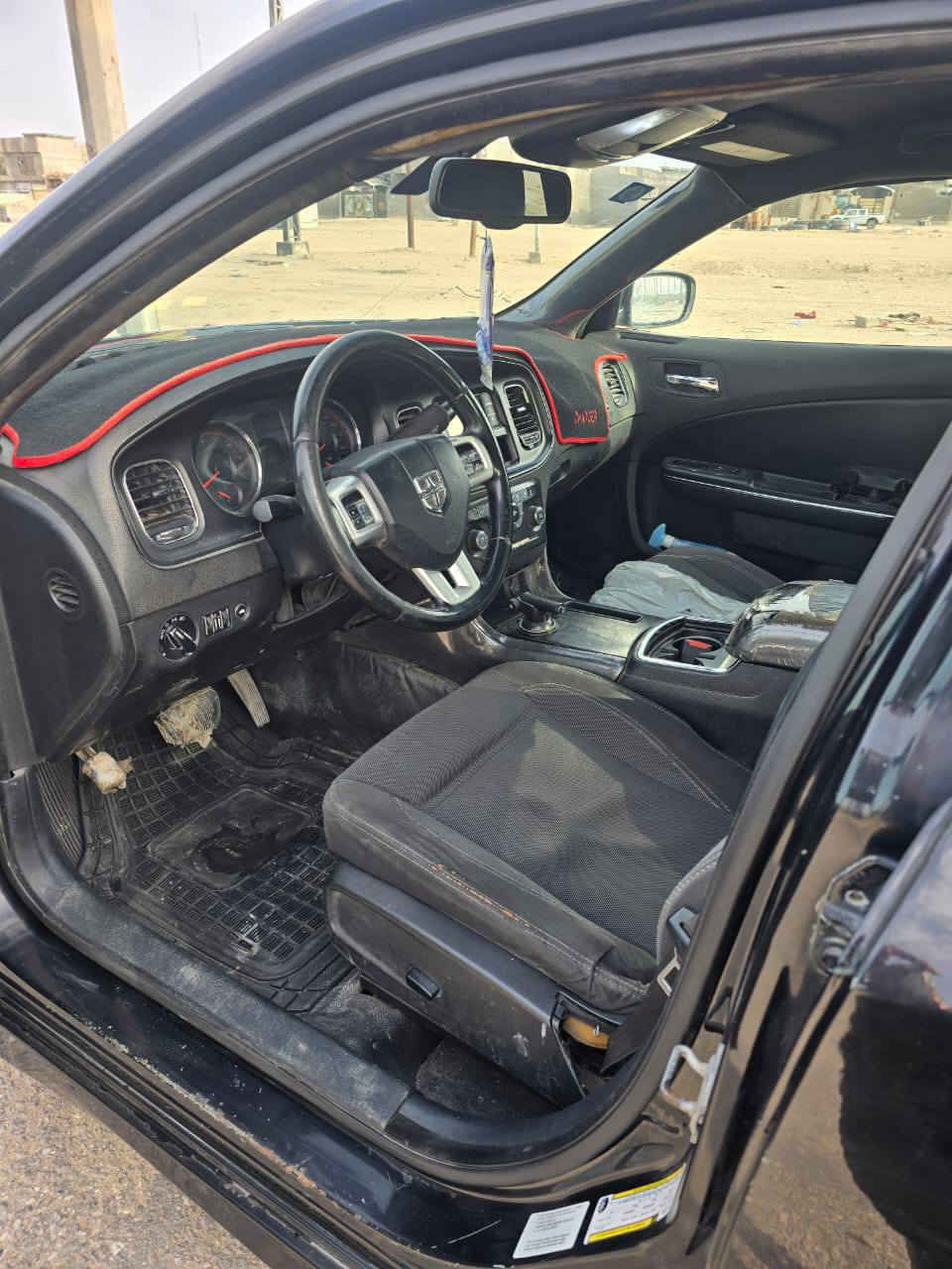 السلام عليكم سياره للبيع جارجر  13 عنوان بصره ماكينه جديده سعر خاص رقم الهاتف *********** /
