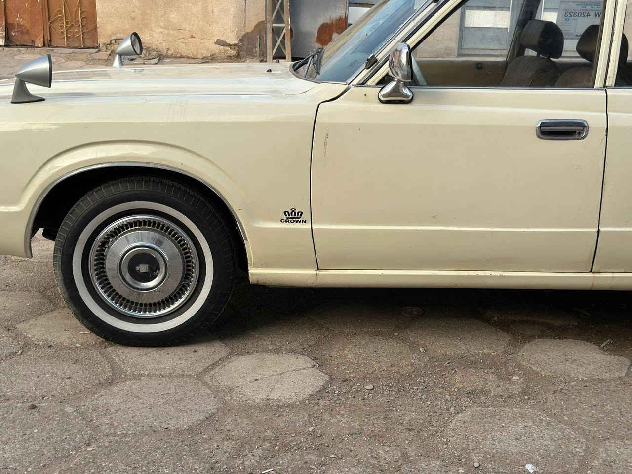 كراون رقم نينوى انكليزي سنويه ٢٩ راعيها بكربلاء تحويل مباشر ب ٥٥ وبيها مجال للطيبين تفاصيل أكثر *********** مكان السياره عماره
