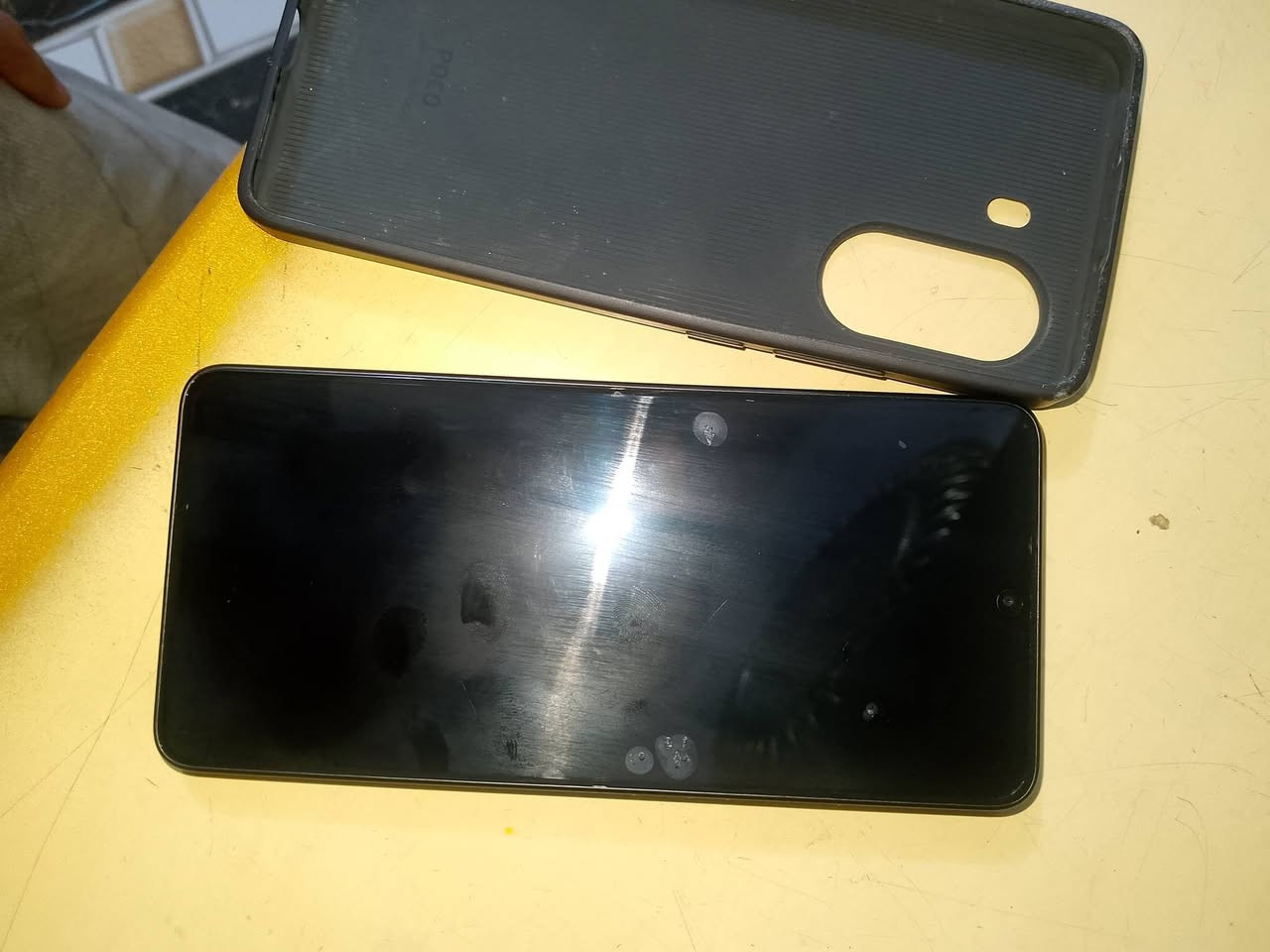 جهاز Poco X7 Pro لون اسود مستخدم 7 اشهر   يدعم 120 فريم معالج قوي كلش شحنه سريع كلش جديد ولا شخطه بي نضيف الجهاز وكامله شغلاته   والضهر كزاز  سعره 490   بكان بغداد مواصفات اكثر خاص
اقبل بدل وفرق


**إذا كنت صاحب هذا الإعلان وتريد حذفه لأي سبب، رجاءا أرسل رسالة إلى الدعم الفني**