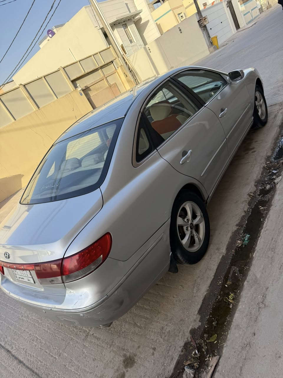 ازيره مديل 2008 خليجي مكفوله من الظربه الداخليه بيه صبغ عام بدون داخل  مكينه كير حداديه وتبريد  مكفولات رقم بابل بسمي وتحويل ثاني يوم 
السعر 76 الاستفسار *********** مكاني نجف مامتواجد ع فيس
