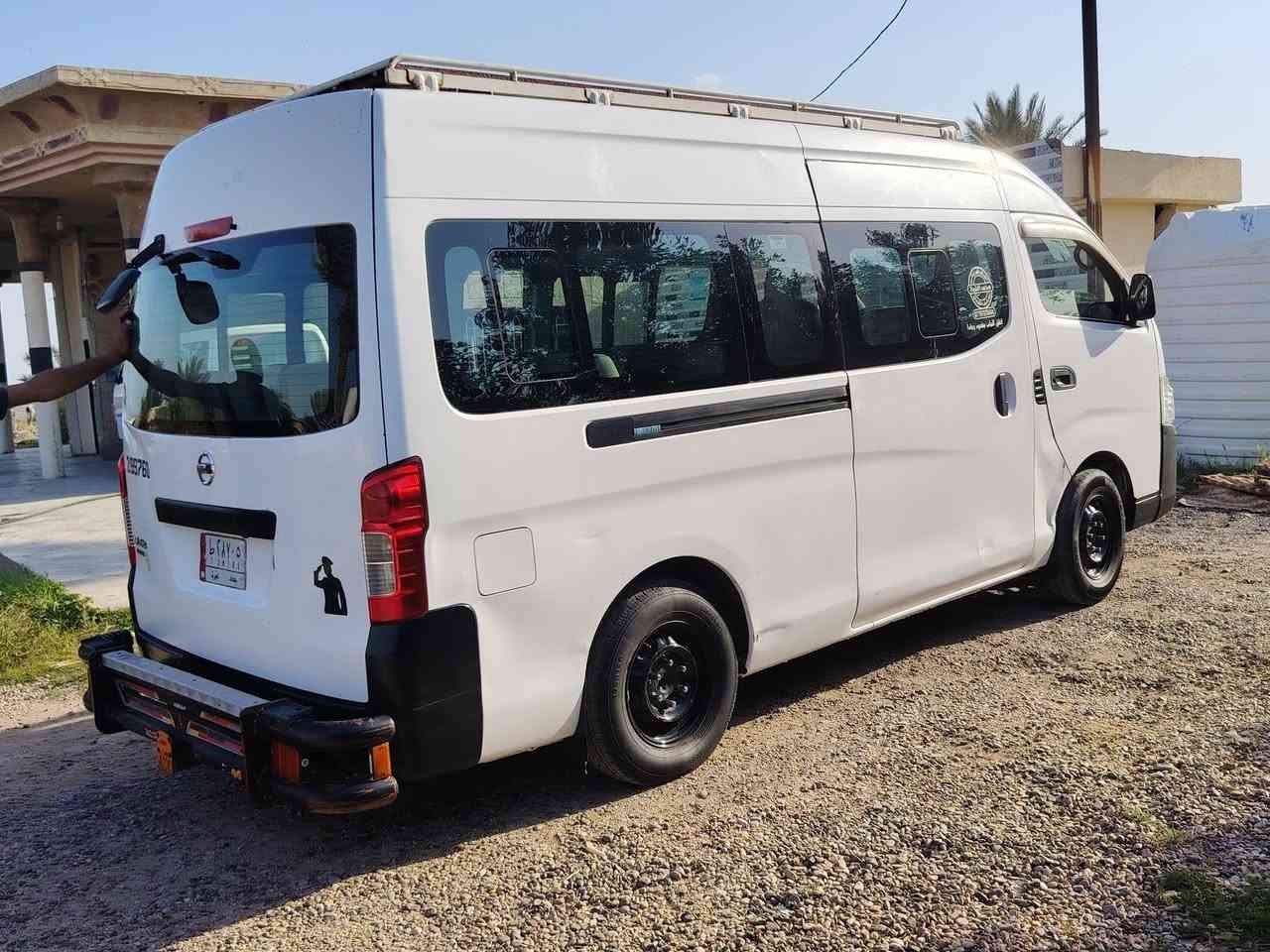 السلام عليكم للبيع نيسان عاليه ٢٠١٤ 
بيهه صبغ ربع +باب سلايت 
الصفحة الطويله صبغ من النص وجوه 
البجم بيهه طخه منظومة غاز درع ***********
