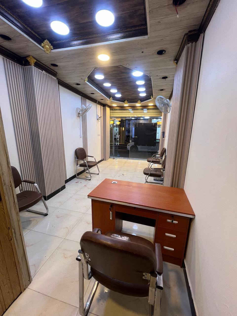 يتوفر لدا (عقارات الكنعان)
محل للأيجار في الجزائر 

موقع مميز وتجاري 

واجهته ٣م ونزاله ٧م 

ايجاره ٨٥٠ الف قفل 🔐 غير شامل فاتورة الكهرباء 

للإستفسار الاتصال
 على رقم المكتب 🏢 
***********
 او الاتصال على الوتساب 
***********

يستقبل المكتب جميع عروض الإيجار والبيع 
التواصل ع الرقم الموجود في البوست
