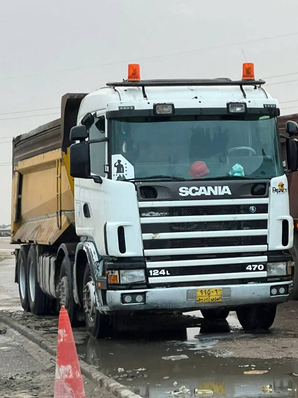 للبيع اسكانيه عكرب مكينة 8V كير 900  مجموعة ورده خفيفه 
رقم شمالي سنوية منتهية 
السعر 340 وبيه مجال 
***********
