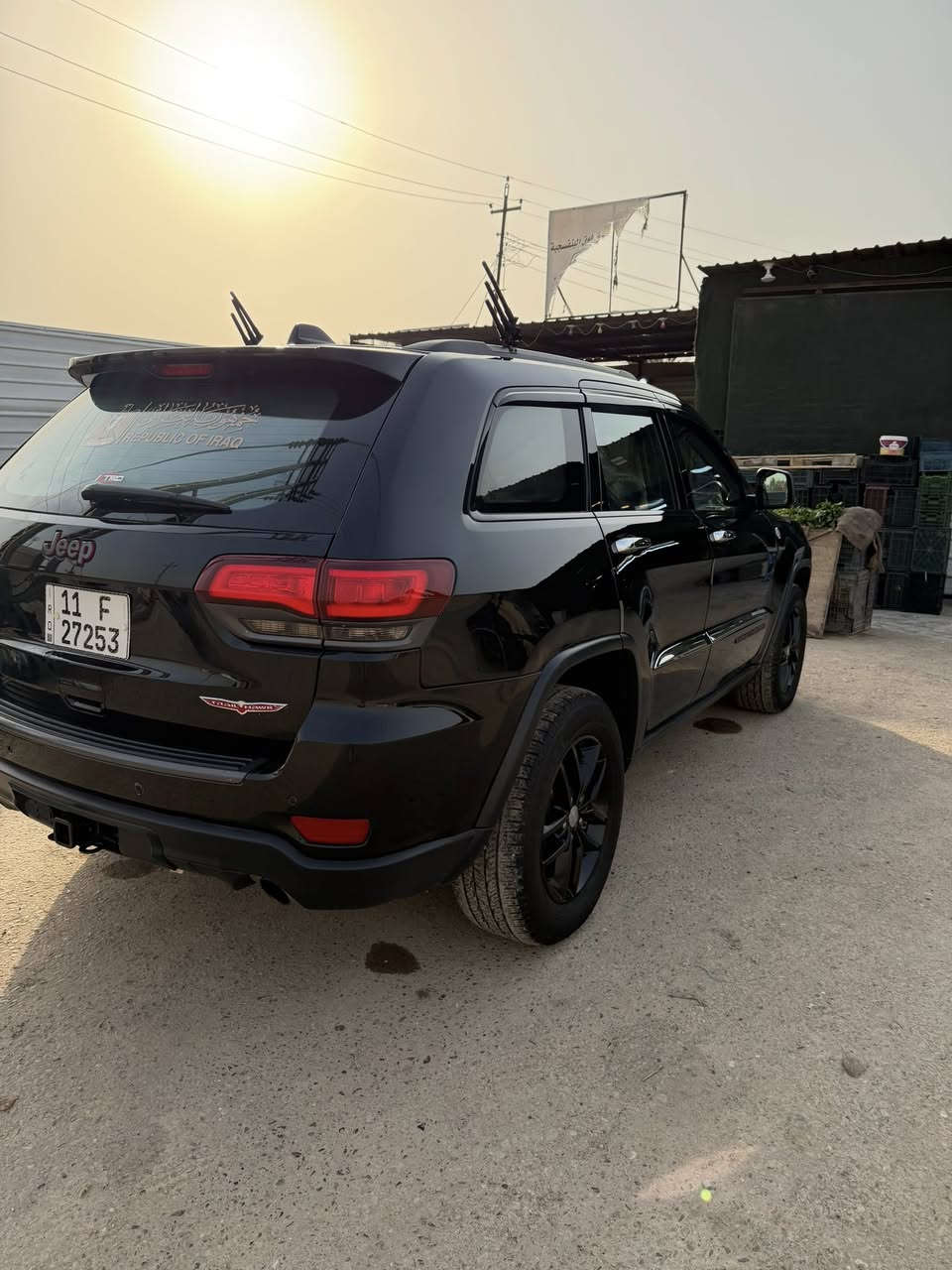 جيب للبيع أو مراوس حسب قناعه 
موديل 18 وارد أمريكي 
ترايك هوك  موصفات سياره واحد على واحد 
فتحه بنرامه بصمه 
تشغيل عن بعد 
كشنات تدفه تبريد 
فور فويل 
كشنات كهربايه 
هيتر بل تركه ستيرن
جنطه كهربائه 
لد امامي خلفي 
وقوف ذاتي 
جكات كهربايه 
سياره بيه هوه موصفات 
مكينه 3600. V6 
سياره ماشيه 108
سعره 223
راقم الهاتف ***********
