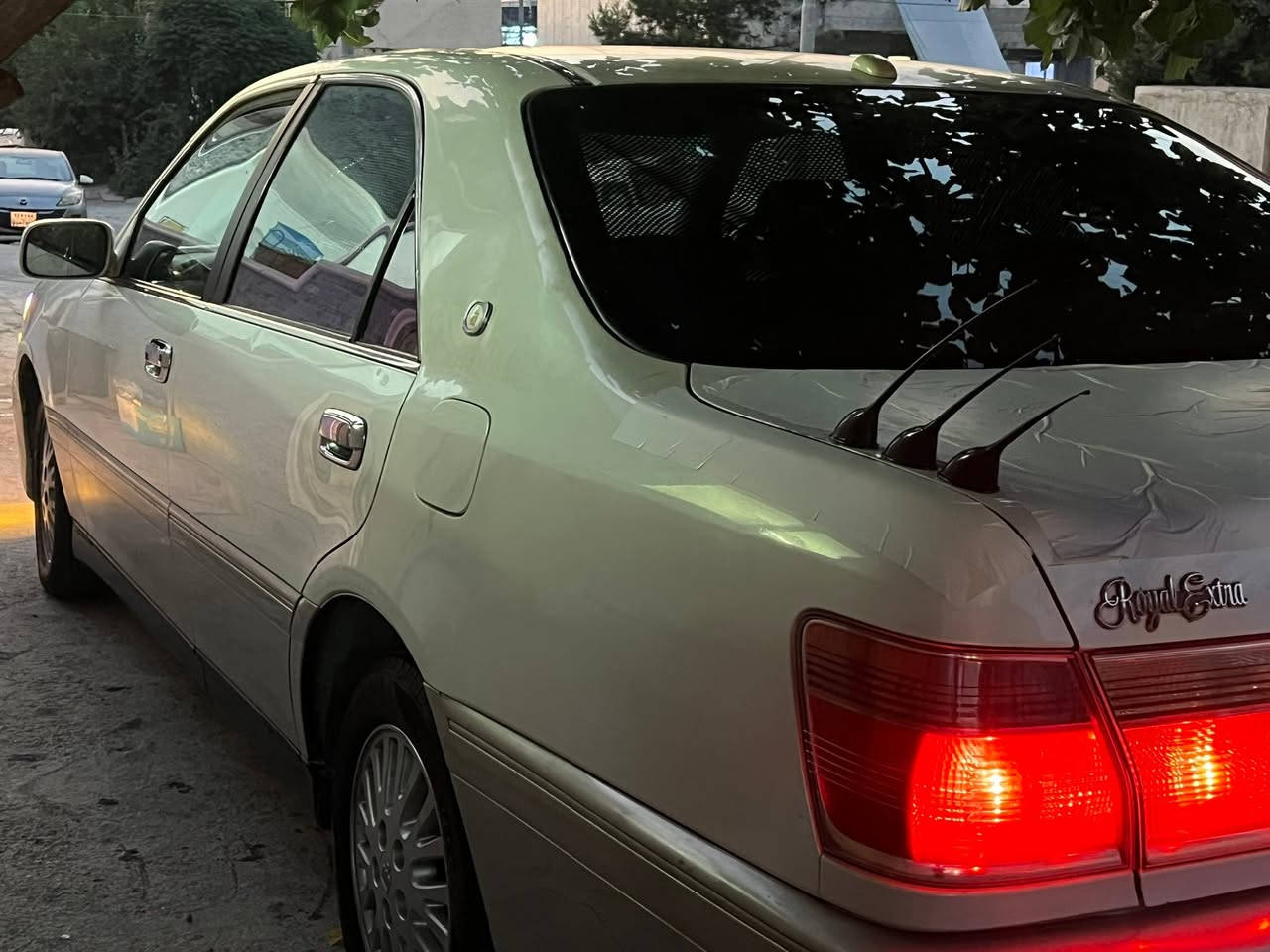 مەلیکە بڕاوە vvt.i
ئاڵتونی بازاڕ مۆدێل ٢٠٠٠ بەس غازی تەبریدی نەقسە تایەی تازەیە ڕۆن و هایدرۆلیکی تازەیە مشتەری نیت چات مەکە 
گۆڕینەوەش ئەکەم لەسەر دڵ گرتن


**إذا كنت صاحب هذا الإعلان وتريد حذفه لأي سبب، رجاءا أرسل رسالة إلى الدعم الفني**