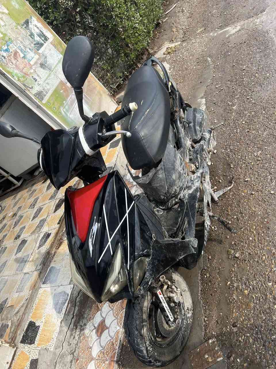 السلام عليكم دراجه أف إس للبيع الدراجه بيهه تبخير السعر ب250 المكان بغداد البياع


**إذا كنت صاحب هذا الإعلان وتريد حذفه لأي سبب، رجاءا أرسل رسالة إلى الدعم الفني**