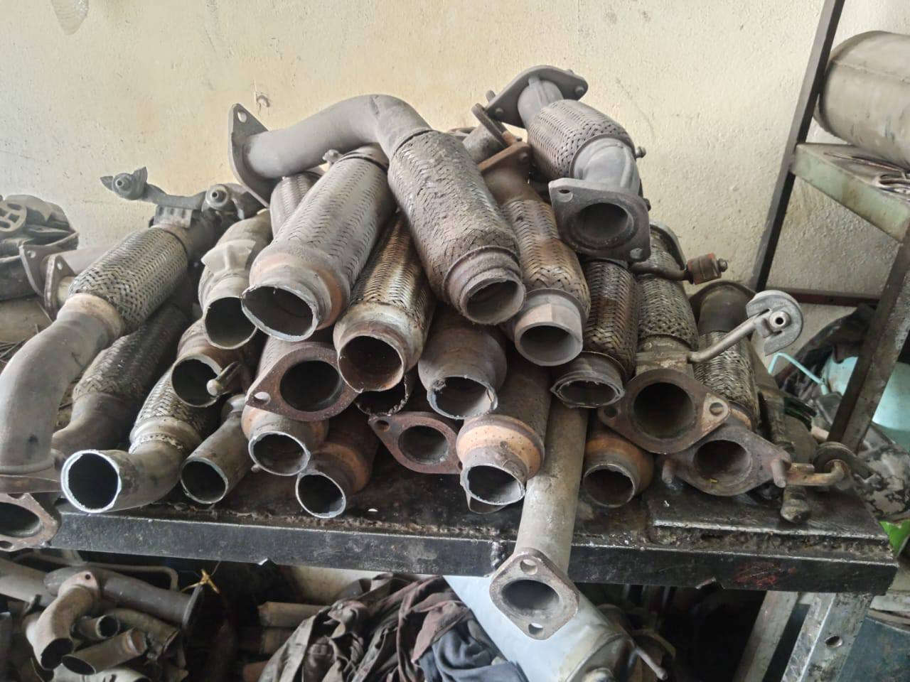 هزازات للبيع السعر القطعه 12الف
المكان صناعه البراوي 
الرقم ***********
