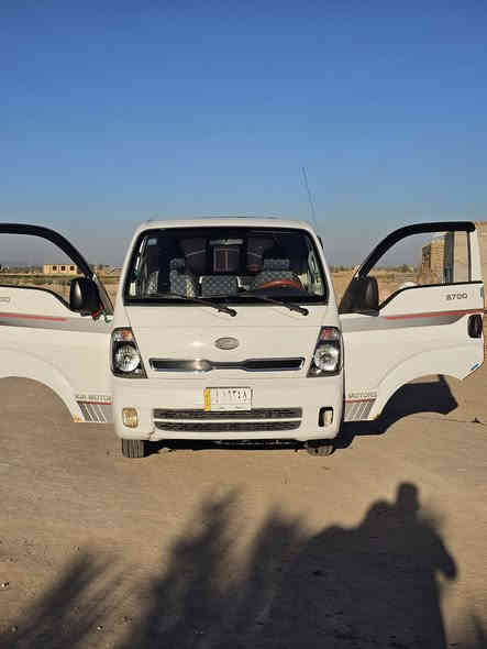 السلام عليكم
سياره للبيع موديل 2013 مكفوله كفاله عامه 
سنويه مجدده 2028 السعر 100 وبيه مجال 
للاستفسار ***********
