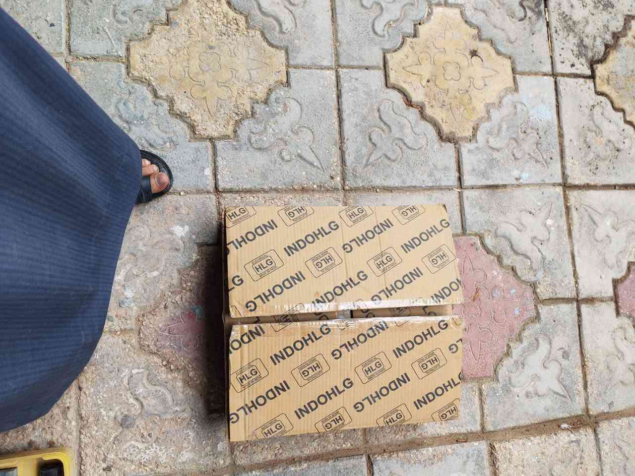 هذه الأشياء للبيع
مولده انجيكو 22 امبير جديدة 
كوسره 5اقراص
كابسة ترمنل هدروليك تكبس من 16 الى 300مل 
مسدس طلقه جديد  
مسدس هواء ثقيل 
بدي سركت ثري فيز جديد 
كل هذه الأشياء للبيع بسعر مناسب انشاء الله 
*********** 
سيد مهدي الاعرجي 
المكان الكوفة البراكيه شارع المعمل
