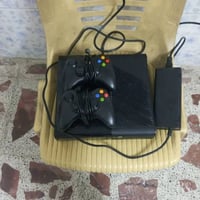 اكس بوكس ٣٦٠ • ٦٣ لعبة • ٢ جوستك