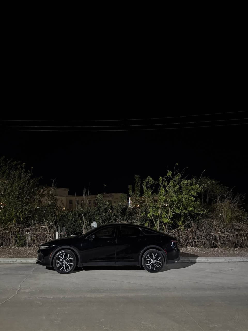 Toyota Crown 2023

30هزار مایل رویشتوە✅

مواصفات XLE

ده رگایەك بوياغه بێ داخلي ٣ جئگاي بجوك تعديل بارده له ناو سونه ر دياره 

JTDAAAAF5P3014303 رقم شاصي  

سعر $248

*********** رقم تلفون ☎️ 

شوێن ئاكرێ 📍 اكر, نينوى
