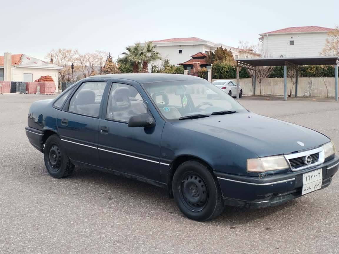 سلام عليكم
اوبل فيكترا للبيع موديل 1991محرك 18 
ره قه م سليمانيه ***********
