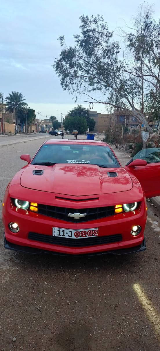 يالله السلام عليكم للبيع كمارو 2010 مكينه كير حداديه كهربائيات جاهزه رقم بغداد انكليزي مكاني واسط الكوت السعر 80 وبيها مجال للطيبين *********** السياره كلش حلوه ومرتبه وبلعافيه عل ياخذها
