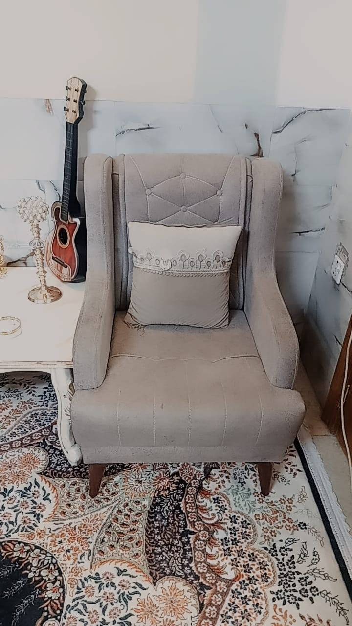 الاستفسار رقم الهاتف ***********
