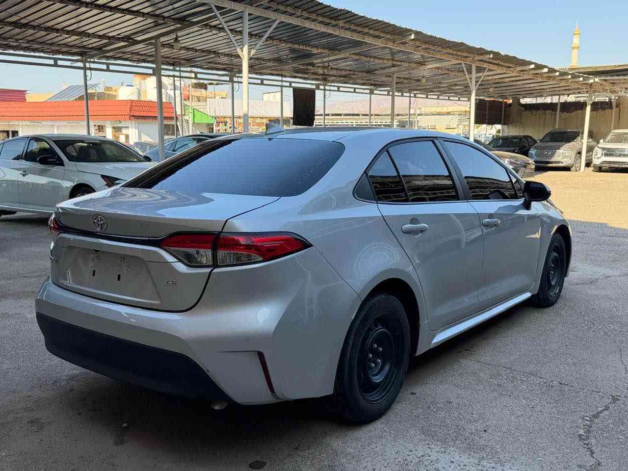 السلام عليكم 
كرولا موديل : 2024
السعر :132ومجال قليل 
حجم المحرك : 2.0L ( 4,سلندر )
ملاحظة السيارة :  نص بابين صبغ بدون دواخل 100%
امامى و خلفى كبس ✅

ارباگ سستم بلادى شرط فحص ✅

المواصفات : 
‏‎شاشة كبير
هاند بريك بصمة
اوتو هولد :    Auto Hold
اوتو ستارات : Auto Stard 
اوتو ستارات : Auto Stop‎
رادار امامي (تحديد مسار)
‏‎رادار جانبي (نقاط عمياء)
‏‎رادار خلفي (التحذير من الاصطدام)
‏‎حساسات امامي
‏‎حساسات خلفي 
نظام : Eco
نظام : Normal
نظام : Sport
تحكيم ستيرين
كشنات كهربائي 
لايتات ليد وعدسة زينون 
وبعد هواية مواصفات…
‏‎تفاصيل اكثر الاتصال علی ارقام التاليه 

‏ WhatsApp - Vibir‏‎‏‎‏‎
☎️***********

عنوان📍عقره اكر, نينوى
