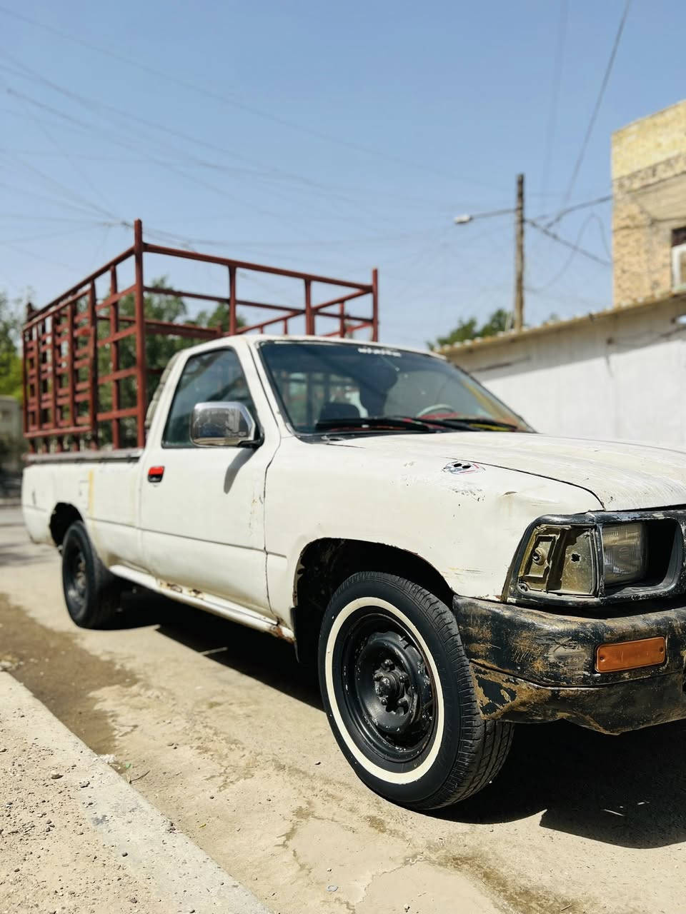 سلام وعليكم البيع بيكم مديل 94 مكينه ونجي 6 رقم راعيه(***********)بغداد مدينه الصدر سياره بسمنه سنويه صاقطه صارله سنه شرط شاصي مكفول سياره رقم واسط
