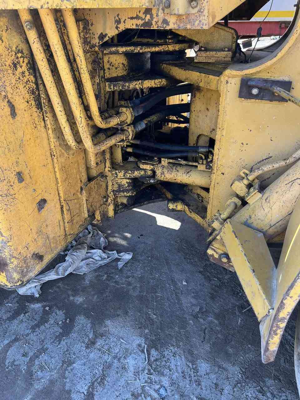 سلام عليكم شفل لبيع  كاوسكي موديل 79 كير كلج محرك حاوية تركم شركة كلة شركة حدادية رقم بصرة الاستفسار ***********
