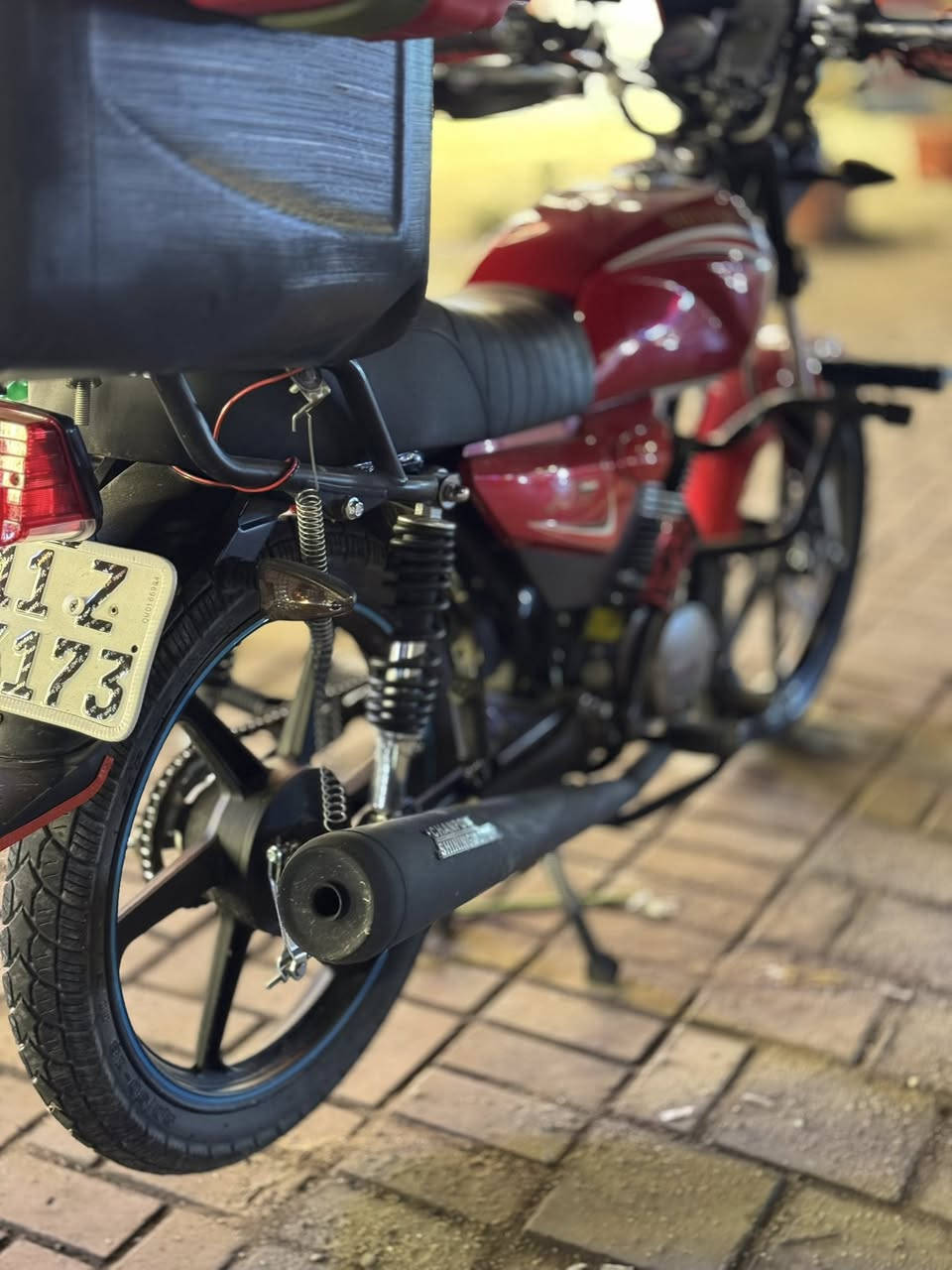 السلام عليكم دراجه شاينك مديل 23 نازله ب25 دراجه كفاله كفاله كفاله من كلشي
الدراجه زيرو زيرو 

رقم بغداد بسمي تحويل ثاني ويوم 

ميحتاج اسولف عليها الدراجه كفاله 

رقم وسنويه 

عنواني بغداد الشعب شارع الصحه 

***********

سعرها مليونين وبيها مجال لشراي
