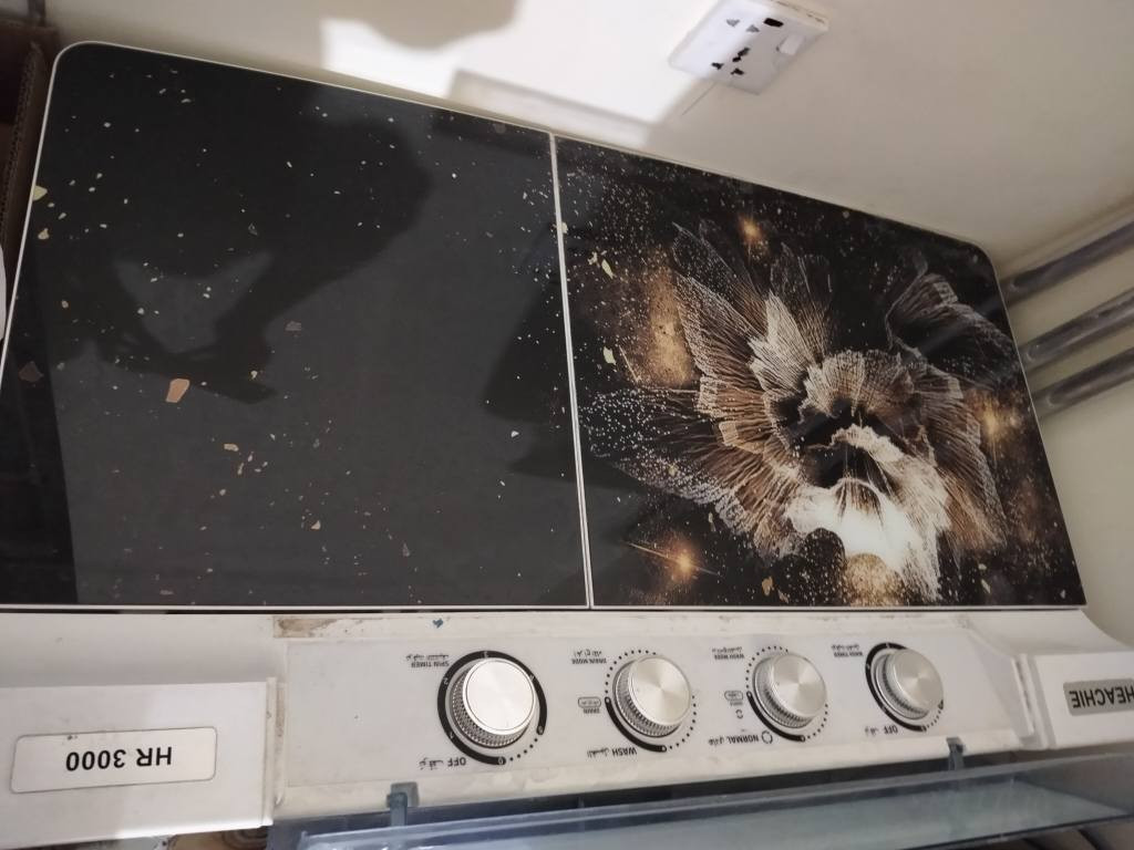 السلام عليكم 
عندي غراض دابيعهم جديده ممستخدمه الكاونترالرصاصي والتلفزيونات والغسالات والطبلات والطباخ وميز طعام جهزنه البيت ودنبيعه ممستخدمات ابد الكاونتر ممنصوب 
وباقي الغراض ممستخدمات هواي 
للأستفسار الاتصال ع الرقم ‏‪0783 047 4903
