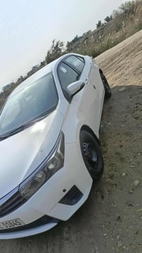 كورولا ٢٠١٥ • محرك ١٨٠٠ • سونار