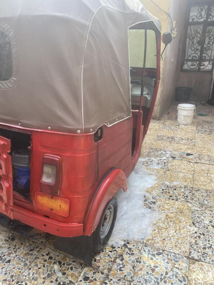 السلام عليكم تكتك موديل 18تكتكً حلوه أوراق كامله  بغداد الحسنيه   المعامل سعرها 3550 وبيه مجال ***********
