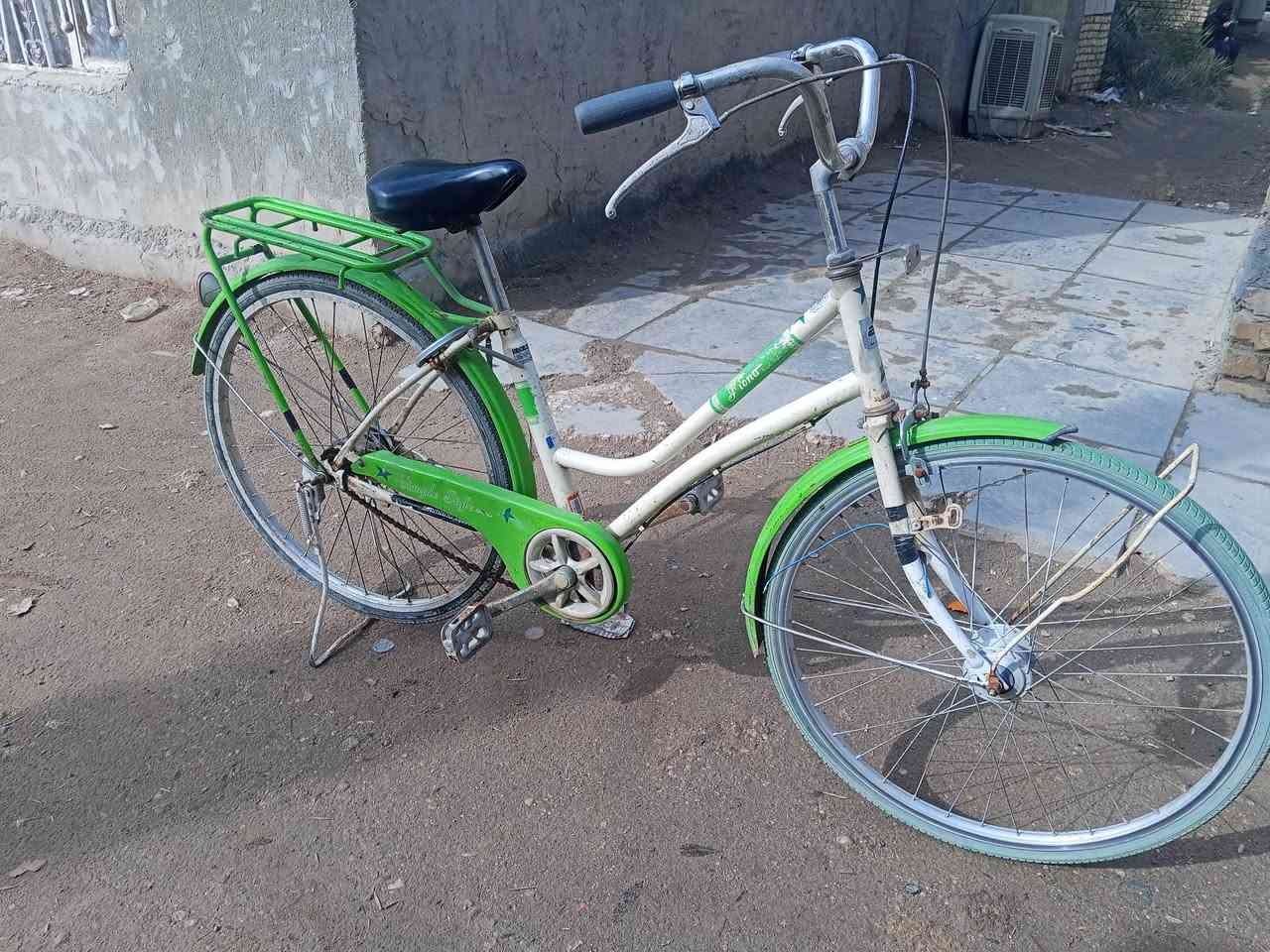 السلام عليكم بايسكل للبيع حجم ٢٦ مكان شاميه ***********
