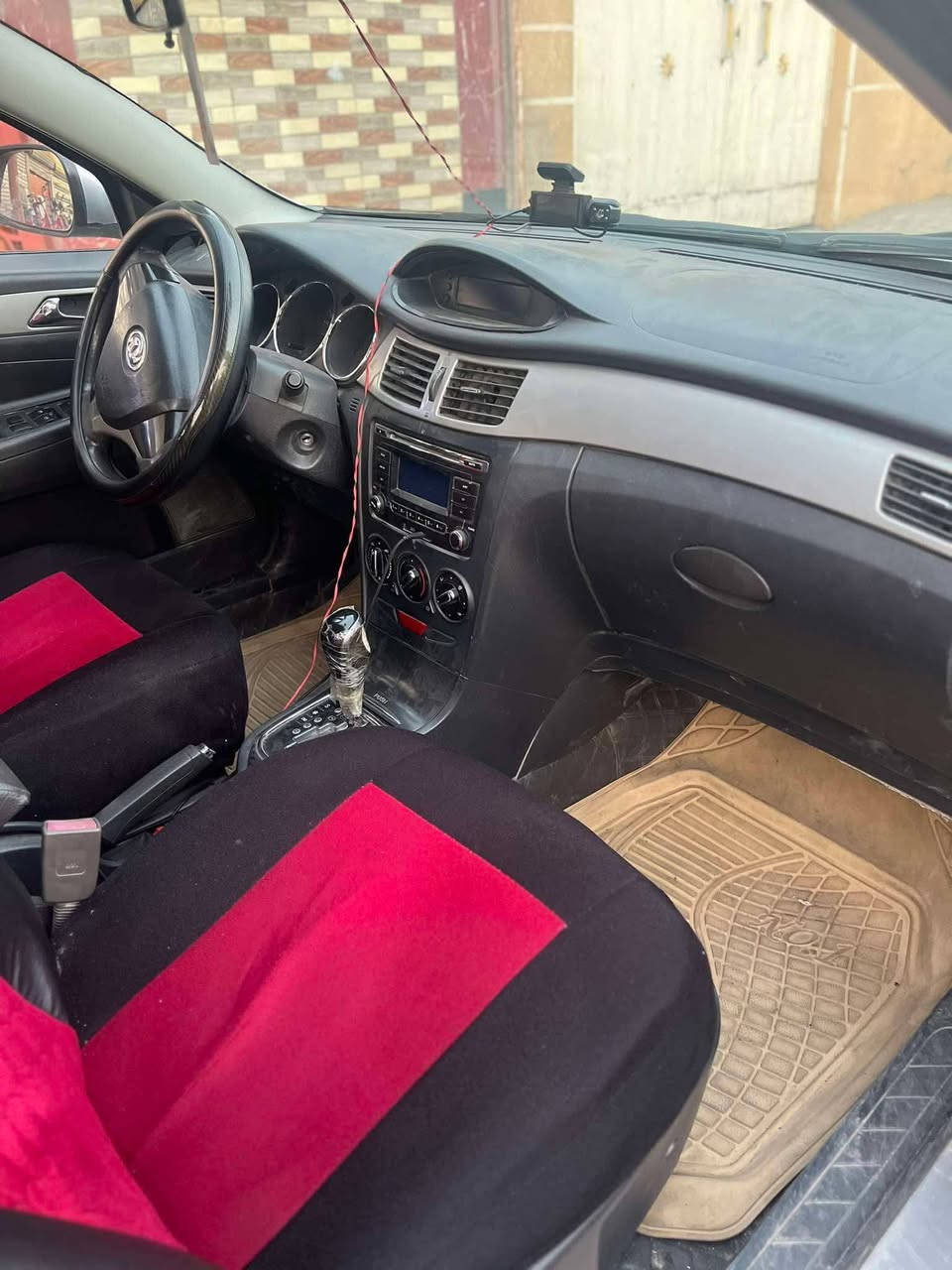 DFM s30 2013
تبريد ثلج  
محتاجه صدر و ادامه فقط
المكان بغداد الدورة
***********
45 وبيها مجال بسيط
