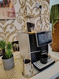 مكينة قهوة • اوتوماتيك