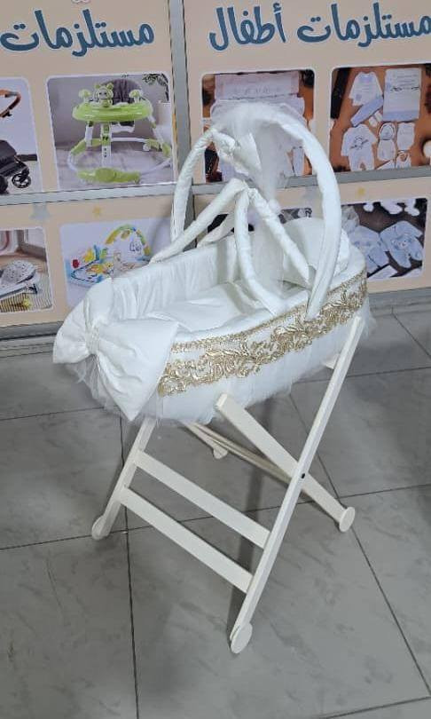 شوفو الأناقة والتقل
تخت البيبي 
بموديل تركي روعة 
دانتيل دبل مع ريكامو ملكي 
بالوان الشياكة والتقل
مدعم لحتى ينحمل وين ما رحتو
مع ناموسية عقدو 
خشب متين روعة 
بالوان جديدة 
توصيل فقط

بدون قاعده بسعر........
مع قاعده بسعر.....


**إذا كنت صاحب هذا الإعلان وتريد حذفه لأي سبب، رجاءا أرسل رسالة إلى الدعم الفني**