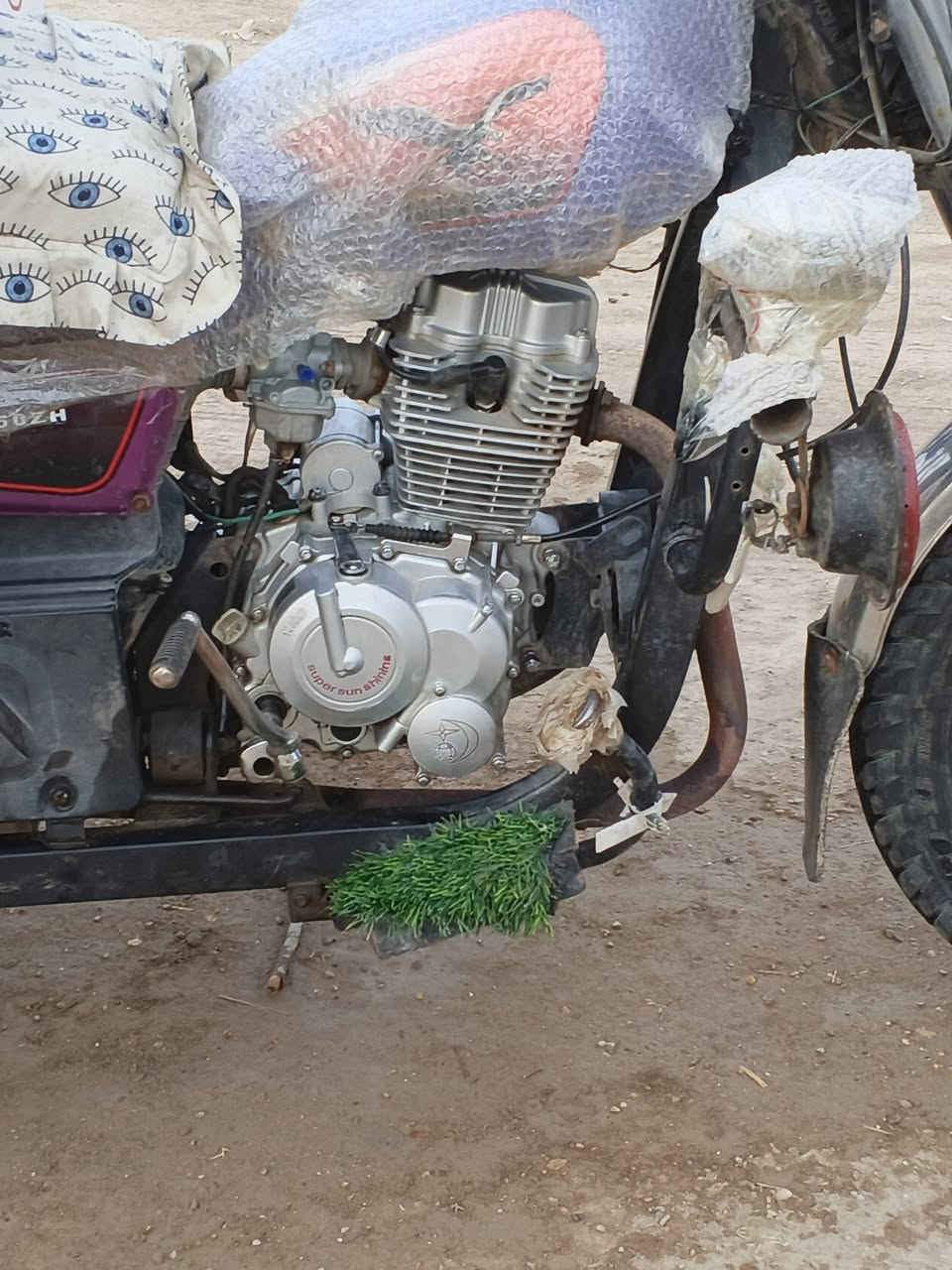 سلام عليكم ستوته صقر مديل 19 مكينه 24 اوراق اصولي  تايرات جددد سلف كرهبيات شغاله مال جناي هورنات بوش يل صب تايرت جوبلس دشبول لكتروناي بيه خيسات بصيطه اكسن مكفول  شي عل شيء كله مفول مكاني بابل شوملي سعره 1850 وعلي ستوته خير من الله هاذء رقمي لحاب يتوصل ‏‪***********‬‏
