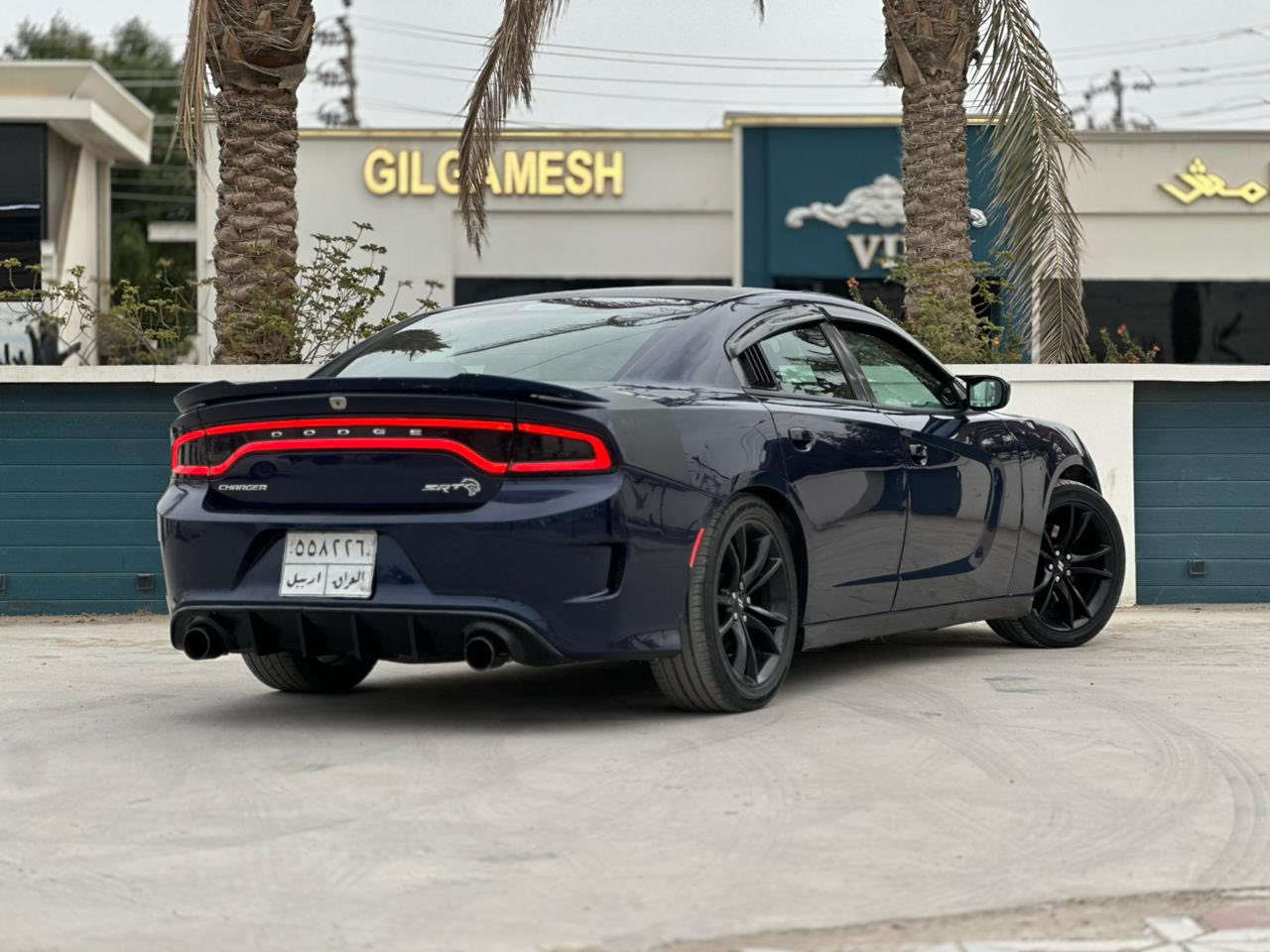 جارجر خليجي ١٧ قطعتين صبغ فقط
سياره ما مشتغله خط جديده ماشيه ٨٢ الف 
مواصفتها شاشه كبيره كامره دواره لايتات زنون تشغيل عن بعد سياره محدثه SRT ب كامل بدون ايرباك 
مكان سياره نجف الاشرف السعر ١٧٨ رقم تواصل ***********
