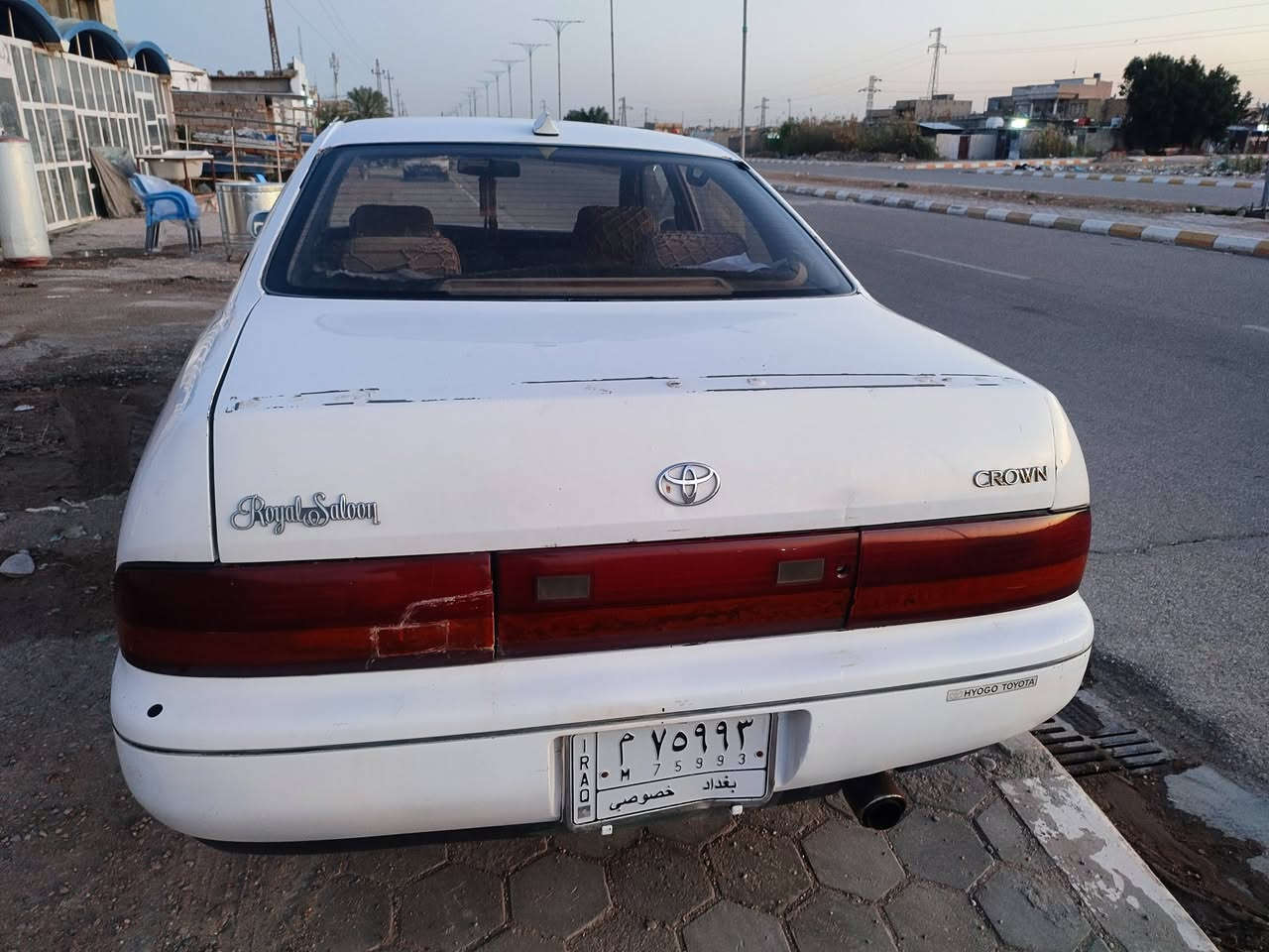 بطه للبيع فقط سعر 53 وبيه مجال موديل 93 بيه ضربه خفيفه بجاملغ الخلفي الايمن مكينه 2500 حداديه جديده تايرات جدد مكفولة اصوليات كافه العنوان واسط /قضاء الحي هاتف ***********
