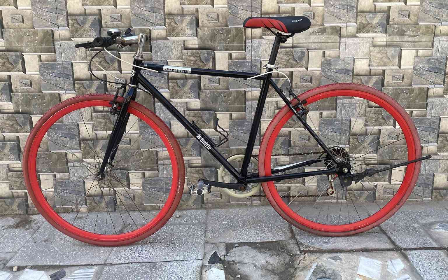 السلام عليكم🌹

للبيع فقط 

بايسكل c700 

خفيف جدا وسريع ✈

جاهز اي عطل مابي👍🏻

حجم C700 /28

وياله المنيوم طبقتين 

السعر 100 قفل

العنوان :🏭
بغداد الطالبية قرب كلية الادارة والاقتصاد 
 
نعتذر عن المراوس🚲

الرقم للتواصل /***********
