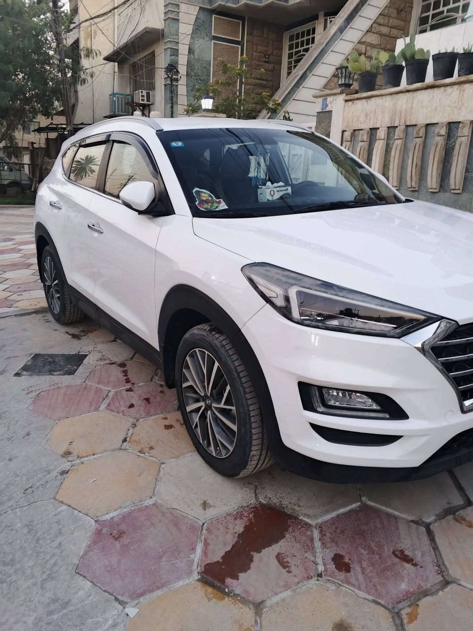 توسان ٢٠٢٠
الكاصد فول موصفات ماعده البنوراما

رقم بغداد باسمي

ماشيه 81

بدون تبديل بدون صبغ

كشنين كهرباء

خمس عدسات 

باقي المواصفات معروفه والسونار مرفق

السعر 215 مكاني المشتل
***********
