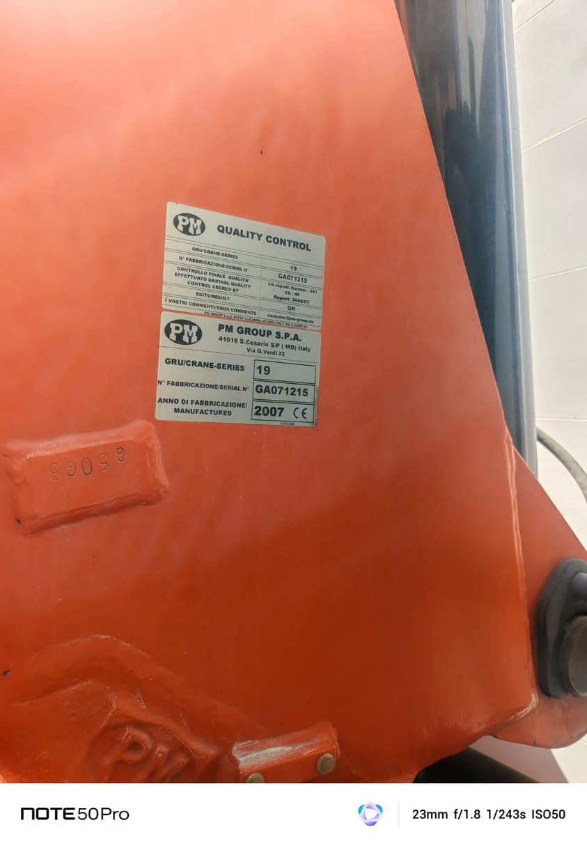 السلام عليكم
كرين pm للبيع مكفول 
حجم 19 
9 طن و 200
3 سلايت 
ريمون كنترول
الاتصال : *********** 
مكاني بغداد
