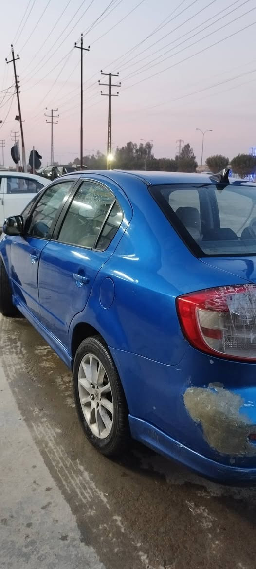 سلام عليكم سياره سازوكي ياباني وارد امريكي سياره نضيفة مكينة كير جيد جداً حجم 2000 سيارة نضيفة عوزهة نواقص بسيطة رقم نكليزي بسمي تايرات نضيفة موجودة بغداد باقي تفاصيل خاص رقم مبايل *********** سعر 58
