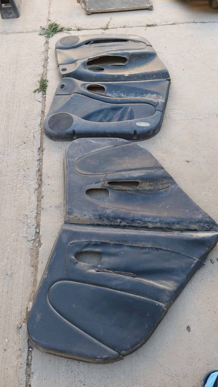 السلام عليكم غراض دايو لكينزا 2001
كلشي موجود

مشط كامل هوة والدرايم شفت

مجمع ستيرن كامل حتى الصليب

دبلات أمامية زوج

دبلات خلفي زوج

اسطاب  خلفي زرج

اسطاب امامي كامل زوج

يده كير اوتماتيك كاملة هي والقمجي والقاعدة واللاستيكه

حصان كامل مع السايد بريك

سلف

كويل نار

دجة محرك امامية

جنطه كاملة مع الاسبايدر

بطاين عدد 4

جام بيبان عدد 6 مع المثلثات

بطاين كفرات دواخل السيارة كلها موجوده حتى مال الجنطه

راديتر كامل مع المراوح

راديتر تبريد كامل

دبة ماء ماسحات

ماطورات جام عدد 4 كاملة مع القواعد

شبابيك تهوية تبريد

كنترول التدفئة والتبريد

ساعة دشبول

ضفيرة سيارة كاملة بدون كص من البنيد للجنطة مع قاعدتان فيوزات وعقل كاملة مكملة محرك وداخل وجنطه

قفل بنيد

فرام ممه

عبوة فيت بم الاصلية المقوسه مع الطوافه الاصلية

بور بريك كامل مع الدبه والحساس الانابيب مالته

دكشنات حار وبارد مع الحساسات كاملة

كشنات كاملة

أشرطة حزام الأمان كاملة

چكمچة كاملة حتى الكلوب بيها والفيشه

بطاين جوانب الجنطه

مروحة التبريد اللي داخل الدشبول

سماعات الصغيرة اللي فوك بالدشبول

مصباح الداخل مال سيارة اللي بالتنته

لايتات زوج

بك لايت زوج

دعاميات 2 أمامية وخلفية

محرك نظيف حيل

شاصي دشبول
ويل كب عدد 4

اليريد يتفضل خاص


**إذا كنت صاحب هذا الإعلان وتريد حذفه لأي سبب، رجاءا أرسل رسالة إلى الدعم الفني**