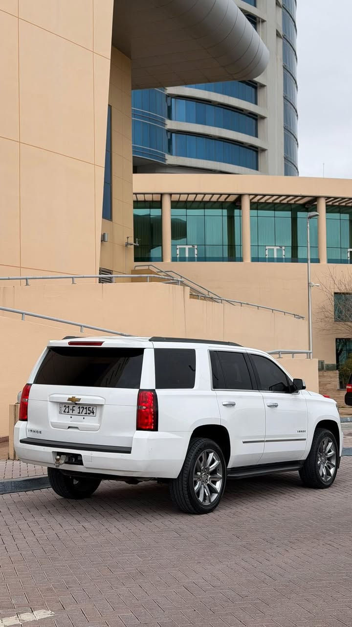 تاهو 
2017 
LT
رقم سليمانيه 
السعر 290$ وبيها مجال بسيط
سونارها بالصور 
للاستفسار اتصال 
***********
