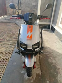 دراجة شحن • الالماسه الشبح • ٦ بطاريات