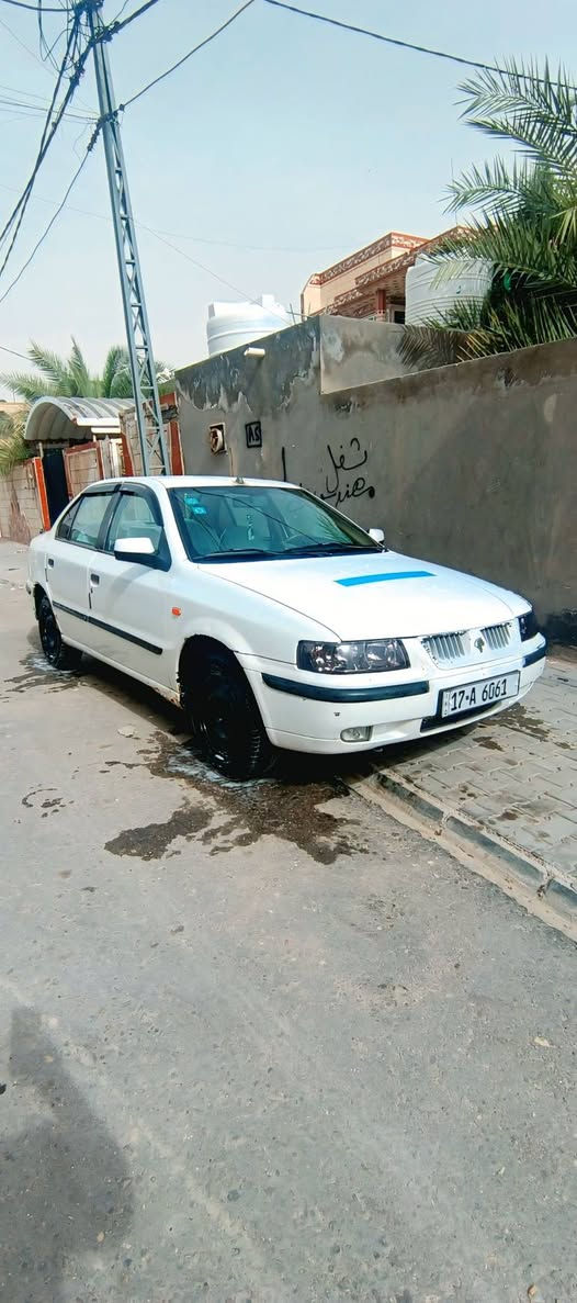 سمند للبيع 
موديل 2010 رقم مثنى انكليزي مميز مكينه وكير مكفولات كهربائيات كلها شغاله نضام منضومه بريك جديد تخم تاير دوشمه جديد بيها طخه بخشم الجاملغ لايسر والباقي مكفول مكانها السماوه السعر 36  ***********
