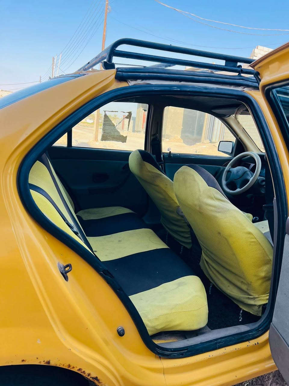 السلام عليكم سمند2012 سياره حلوا ونظيفه كير مكينه مكفولات حداده جديده وتخم تاير جديد  تبريد وتدفئه شغال سياره رقم بصره مطلوبه هيئه قليله راعيه موجود السعر26 وبيه مجال قليل المكان البصره الجزيرهه
***********
