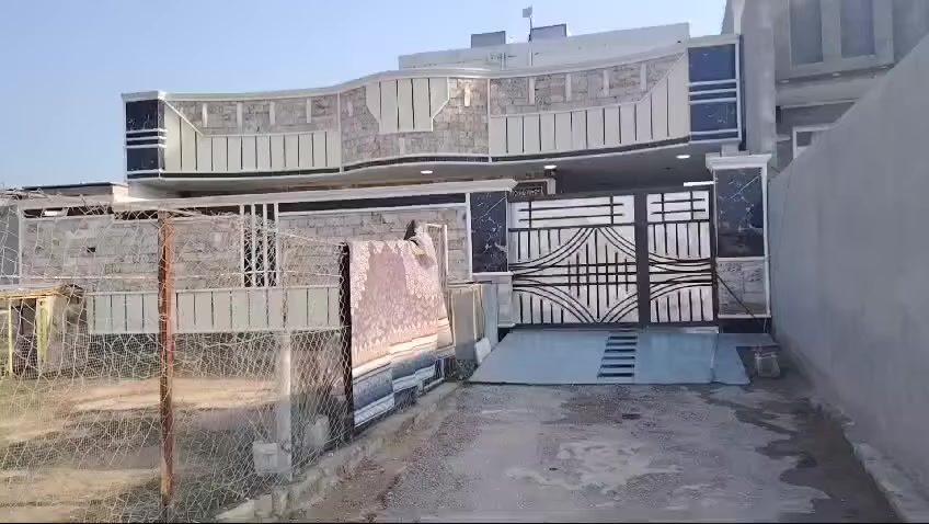 إعلان بيع بيت في أم عظام!

المواصفات:
- المساحة: 325 متر 
- الموقع: أم عظام، قريب على شارع العام
- النوع: طابو زراعي سند 25
- المنطقة: متكاملة الخدمات
- البيت: جميل ومرغوب

للاستفسار: *********** أو عبر الخاص.

هذا البيت يبدو أنه موقع مميز، مع مساحة كبيرة ومنطقة متكاملة. يمكن للمهتمين بالشراء التواصل مع البائع لمعرفة المزيد من التفاصيل حول البيت والاتفاق على السعر.
