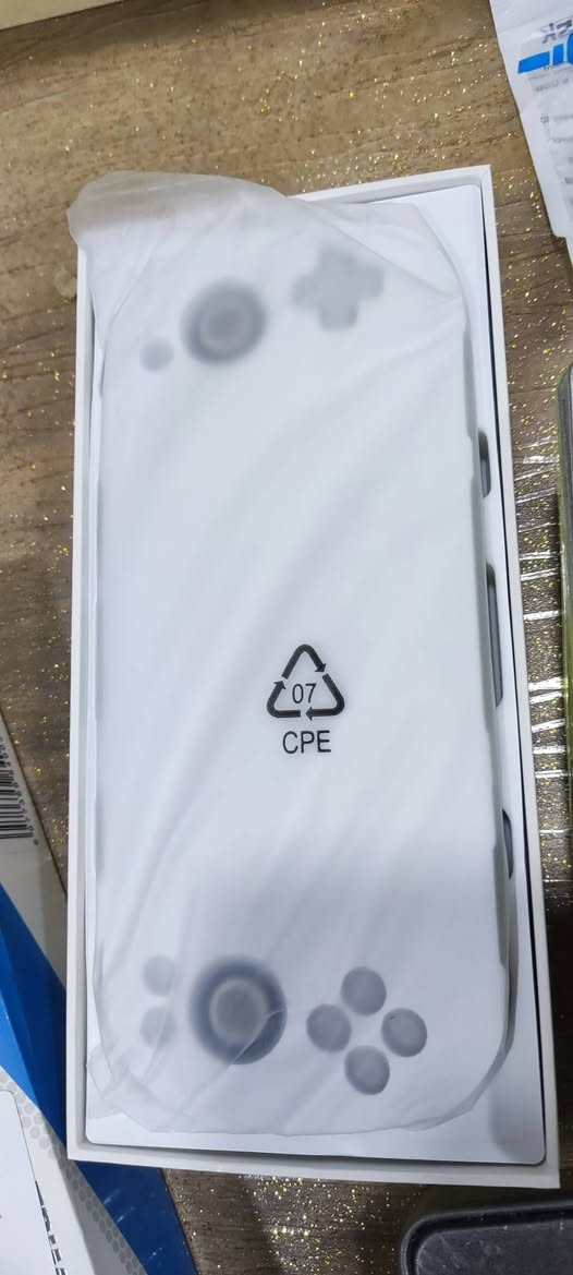 شلعة قطع جديدة لوك 24 قطعة  150 الف ...التفاصيل مكتوبة 🔻
جهاز العاب المعروف لوك 
كاربلاي
فلاش شاومي 2 تيرا 
رام كوداك 64 كيكا 
2 عدد نك مايكات 
2 قطع العاب اطفال خشب 
8 قطع بلوتوث ماركة باسيوس 
ساعة ماركة. فت بت 
قطعة جهاز العاب 
3 قطع ستاندات كتب 
جنطة سماعة 
قطعة سيارة باسيوس 
مكينة حلاقة صغيرة 
تاب رسم للحاسبة لوك


**إذا كنت صاحب هذا الإعلان وتريد حذفه لأي سبب، رجاءا أرسل رسالة إلى الدعم الفني**