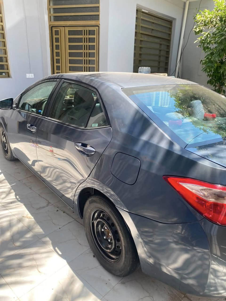 للبيع بسعر 128 

كورلا وارد امريكي 

موديل 2019 LE

لون نفطي رقم بغداد دولي سنوية لل31

هزه جديده شرط التحويل والغرامات 

السيارة بيها صبغ ثلاث قطع فقط

بدون دواخل بدون بارد بالشرط

السونار جديد اليوم فحصتها 

مواصفاتها معروفة تبريد ثلج 

صدر خلفي امامي جديد 

تخم تاير جديد سيارة جاهزة 

السيارة كلش حلوة مو متعوبة

 استخدام شخصي 🥰🥰

العنوان ديالى الخالص

هـ ‭0782 302 0965‬

