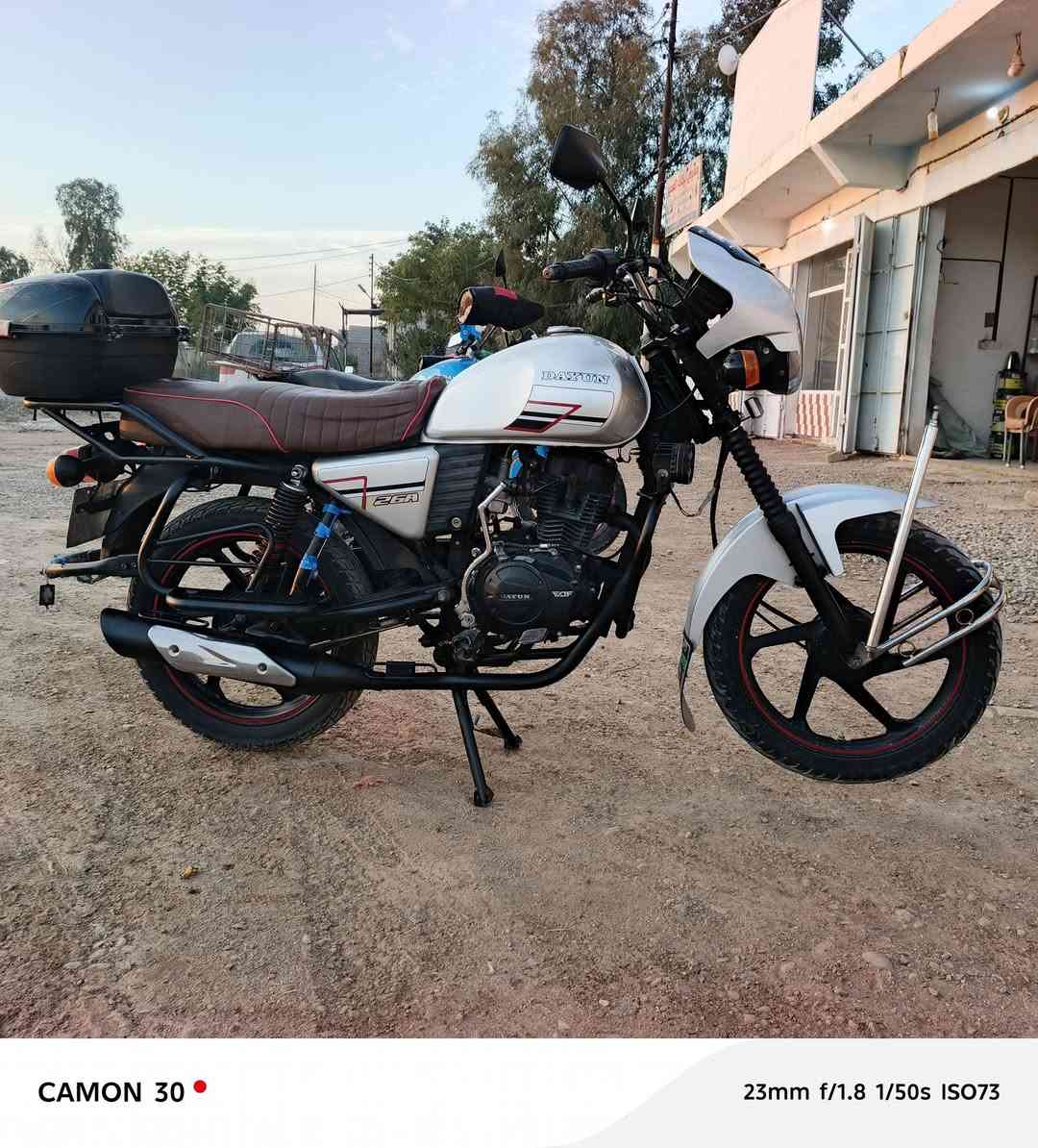 السلام وعليكم دراجة دايوان فحل للبيع موديل 2020 أوراق سحب 
محرك ما مفتوح شرط كهربايات
كلها شغالة السعر 900 وبيها مجال حك الجيه مكاني ديالى قرية سراجق على طريق دلعباس
الاستفسار 
***********
***********
