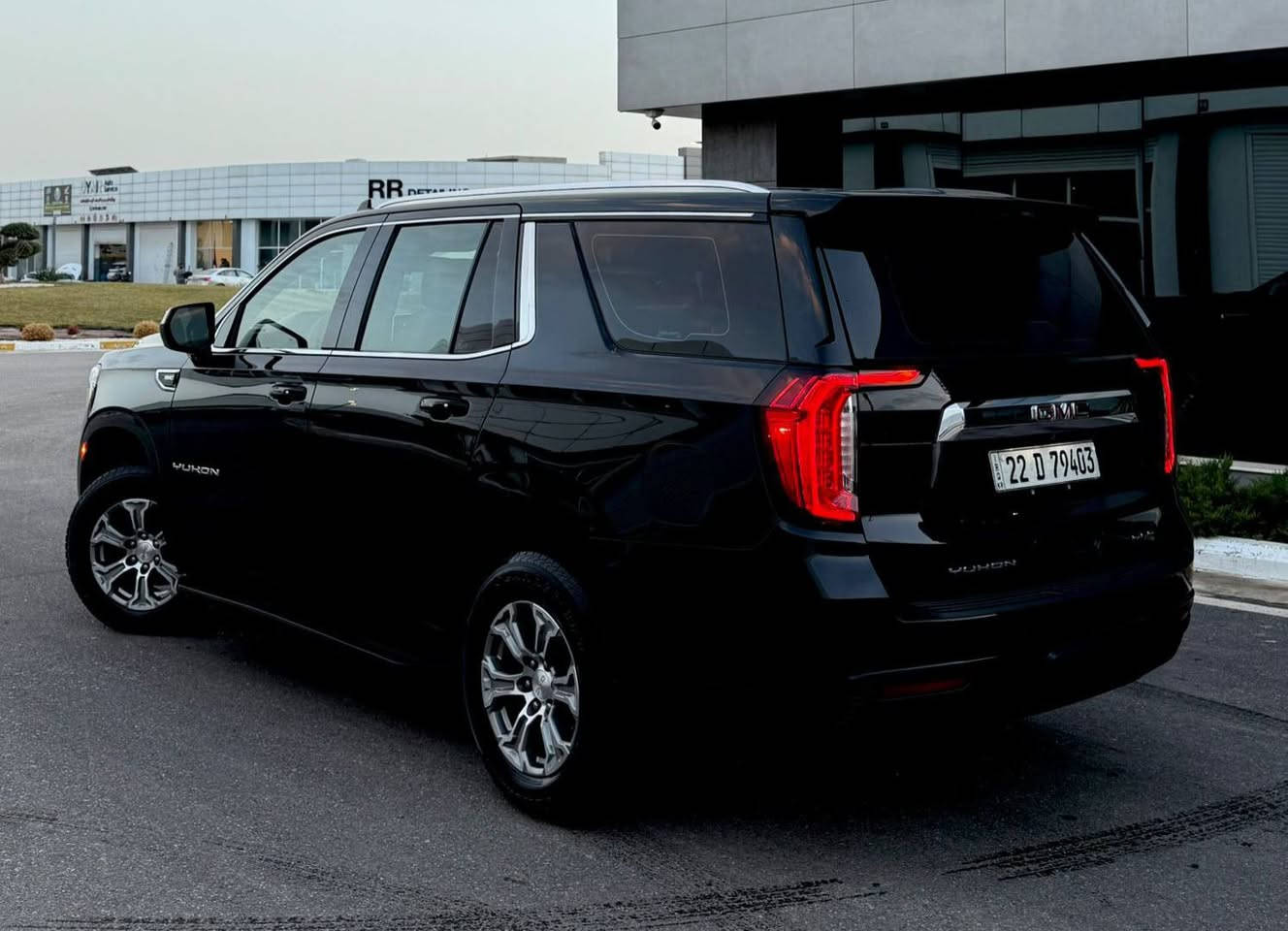 جي ام سي SLE 2022 فور ويل 4×4 أرخص سعر بكل العراق الممشى: 80 ألف كم فقط

الحالة:
بدون صبغ
بدون شخط
حتى الدعاميات شرط بدون صبغ
محرك وكير شرط، غير مفتوح
سنوية زنكة، كلشي جديد
السيارة باسمي
تحويل غرامة شرط مباشر باسمي
المواصفات الفنية:
محرك 5.3 لتر
8 سلندر
القوة 420 حصان
كيربوكس 10 سرعات
فور ويل دبل اكسل 4×4

🟪 السعر  :: الطلب في التعليقات ويوصلك مباشرة ✍️ 📩

المواصفات:
نظام هيدروليك
دخول ذكي (بصمة)
دشبل ليزري
شاشة أمامية كبيرة
كاميرا خلفية بالمراية
ثلاث قطع تبريد
بصمة تشغيل + بصمة أبواب
صندوق كهرباء
هند بريك بصمة
ستيرن كهرباء
أوتو ستوب
حساسات أمامية وخلفية
كشافات
لايتات LED + فول زينون
باك لايت LED خلفي
7 ركاب
فول تحكم ستيرن

رقم صاحب السيارة 
***********
